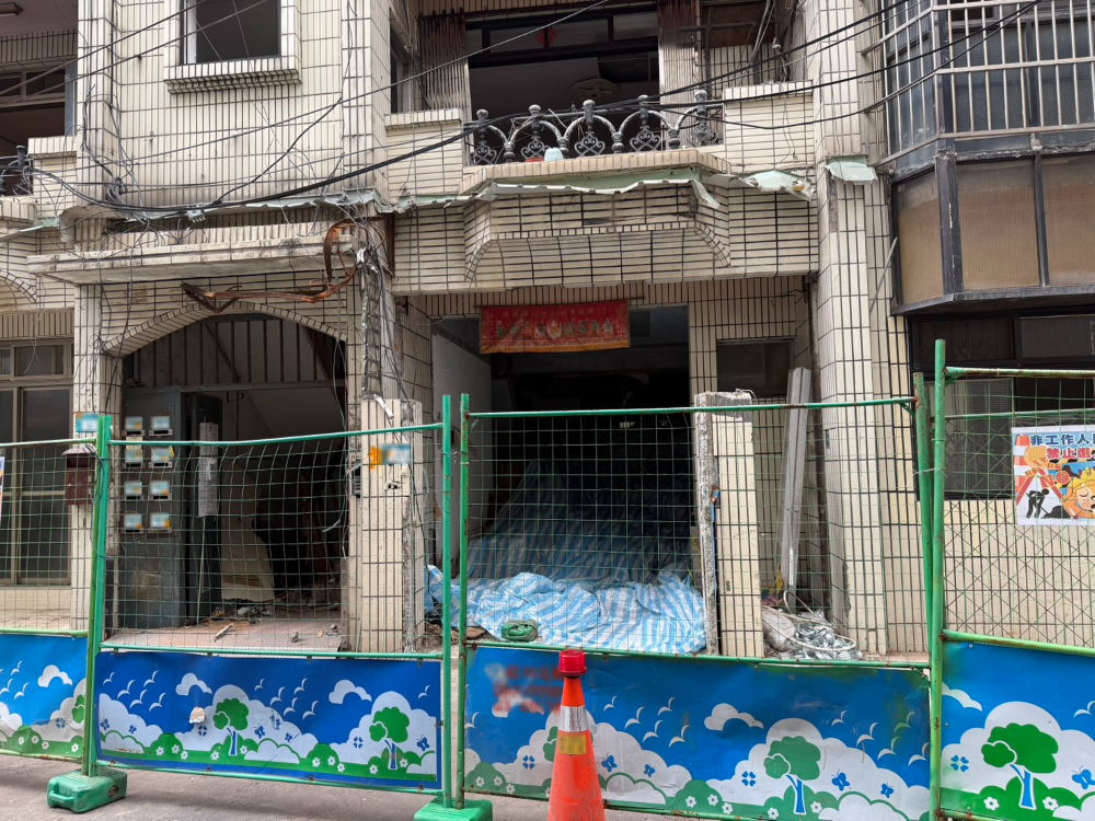 告別海砂屋 樹林潭興街自主都更啟動 3 《圖說》更新前建物外觀現況。〈城鄉局提供〉