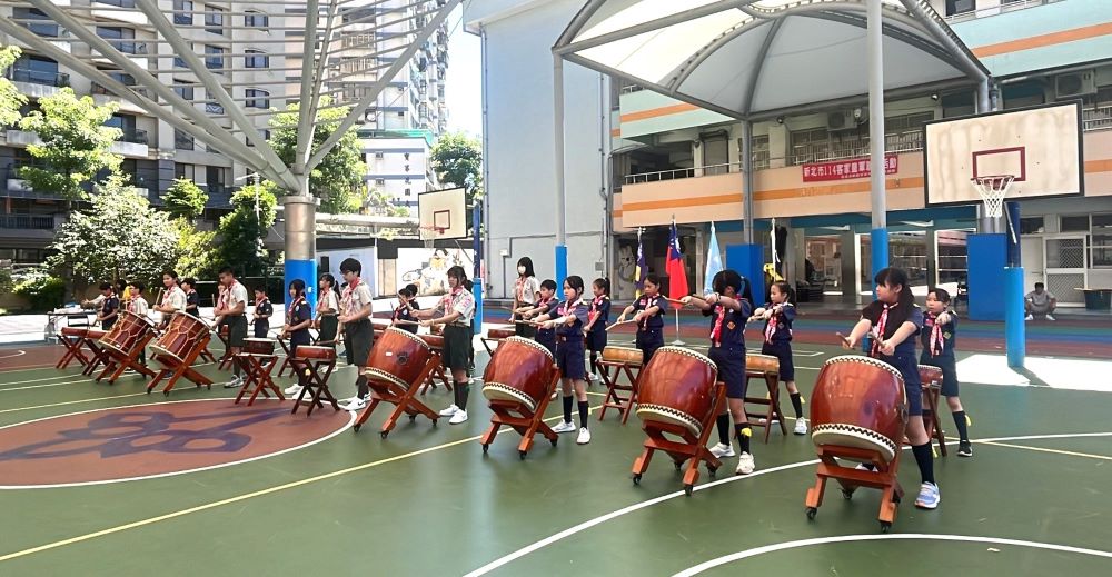 《圖說》莒光童軍太鼓隊表演為活動拉開序幕。〈客家局提供〉