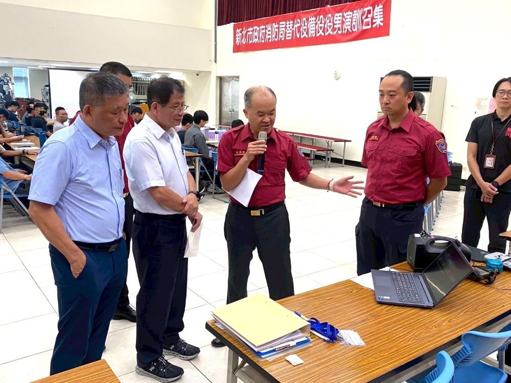建構韌性城市 消防署視察新北備役役男訓練 3 《圖說》受理役男教召流程。〈消防局提供〉