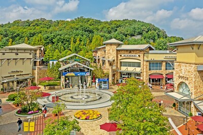 Shinsegae Simon Yeoju Premium Outlets, Korea’s leading premium outlet destination and home to a curated selection of luxury brands.