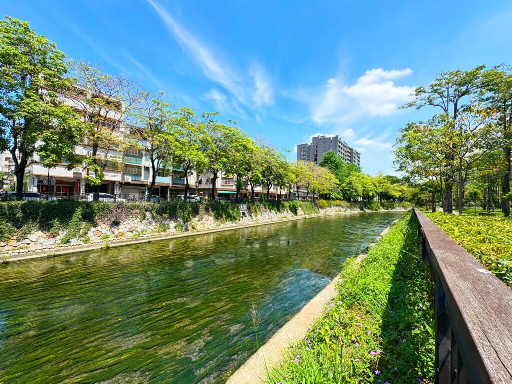 %E7%B6%A0%E5%B7%9D%E8%88%88%E5%A4%A7%E6%AE%B5 %E4%BB%A5%E8%87%AA%E7%84%B6%E7%94%9F%E6%85%8B%E5%B7%A5%E6%B3%95%E5%8F%96%E4%BB%A3%E6%B0%B4%E6%B3%A5%E6%B2%B3%E9%81%93