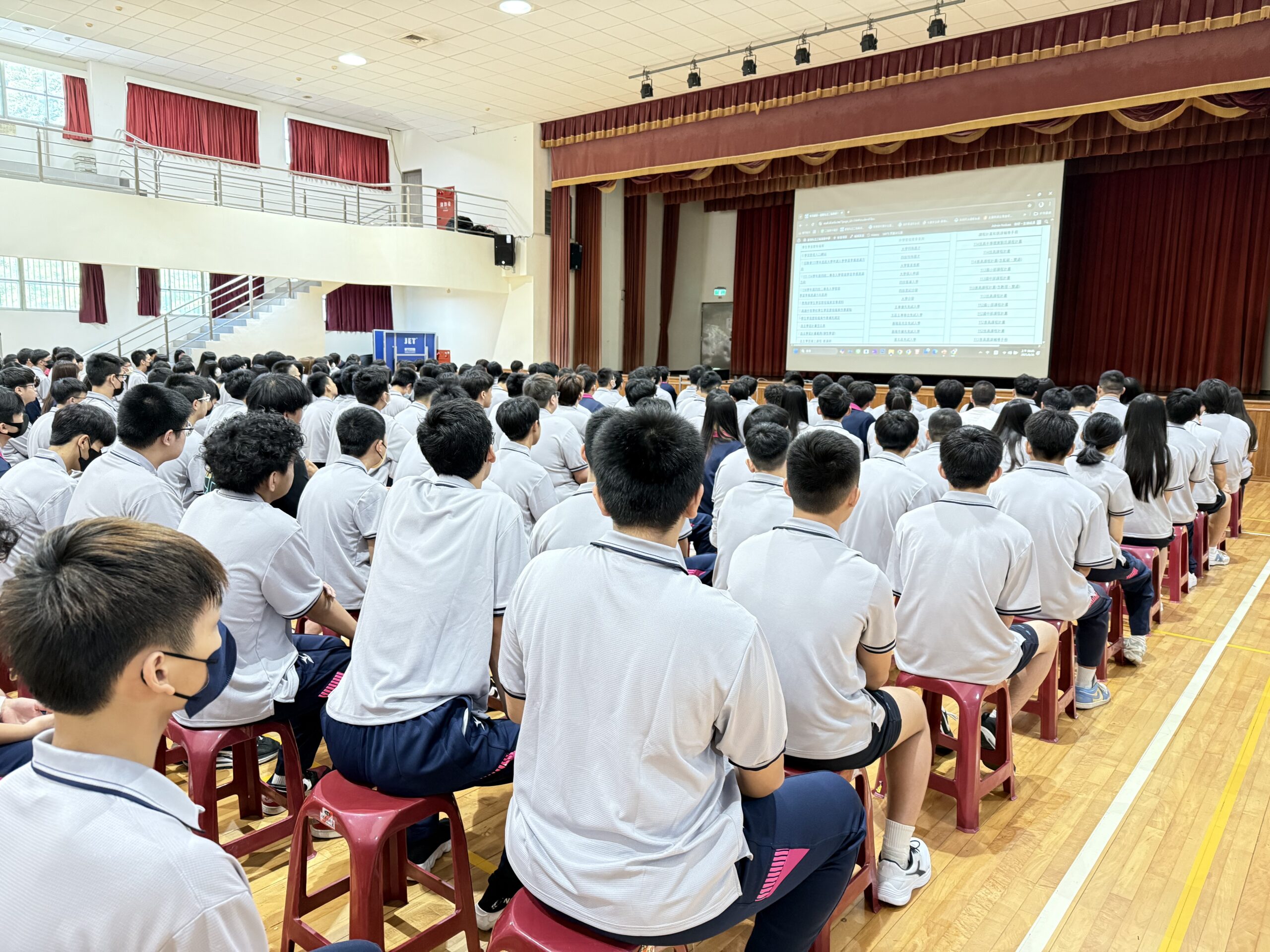 946F1013 96B3 4C14 AEAC 128B63022DBF scaled