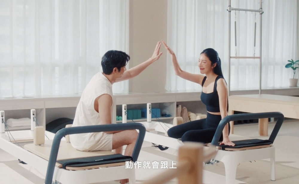 ▲楊謹華與劉以豪攜手擔任虎鐵器械皮拉提斯品牌代言人。(圖/虎鐵器械皮拉提斯提供)