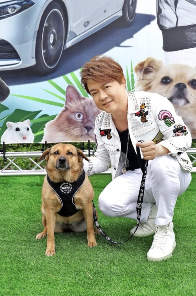 《翁立友攜手火星人福氣金鑛 愛心晶片明信片點亮萬里福田寵物城堡 公益祈福法會》 1 %E4%B8%8B%E5%8D%885.35 2025 8 28%E7%9A%84%E5%BD%B1%E5%83%8F