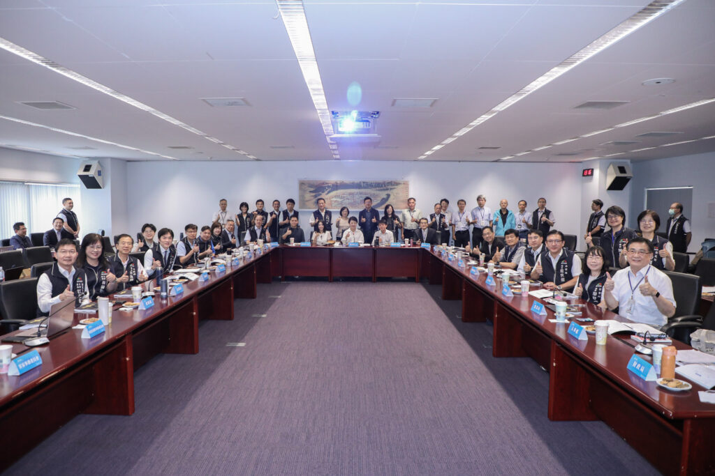 %E5%8F%B0%E4%B8%AD%E5%B8%82%E6%94%BF%E5%BA%9C%E6%96%BC%E6%98%A8 29 %E6%97%A5%E4%B8%8B%E5%8D%88%E8%88%89%E8%BE%A6 %E7%94%9F%E6%88%90%E5%BC%8Fai%E9%A6%96%E9%95%B7%E7%8F%AD