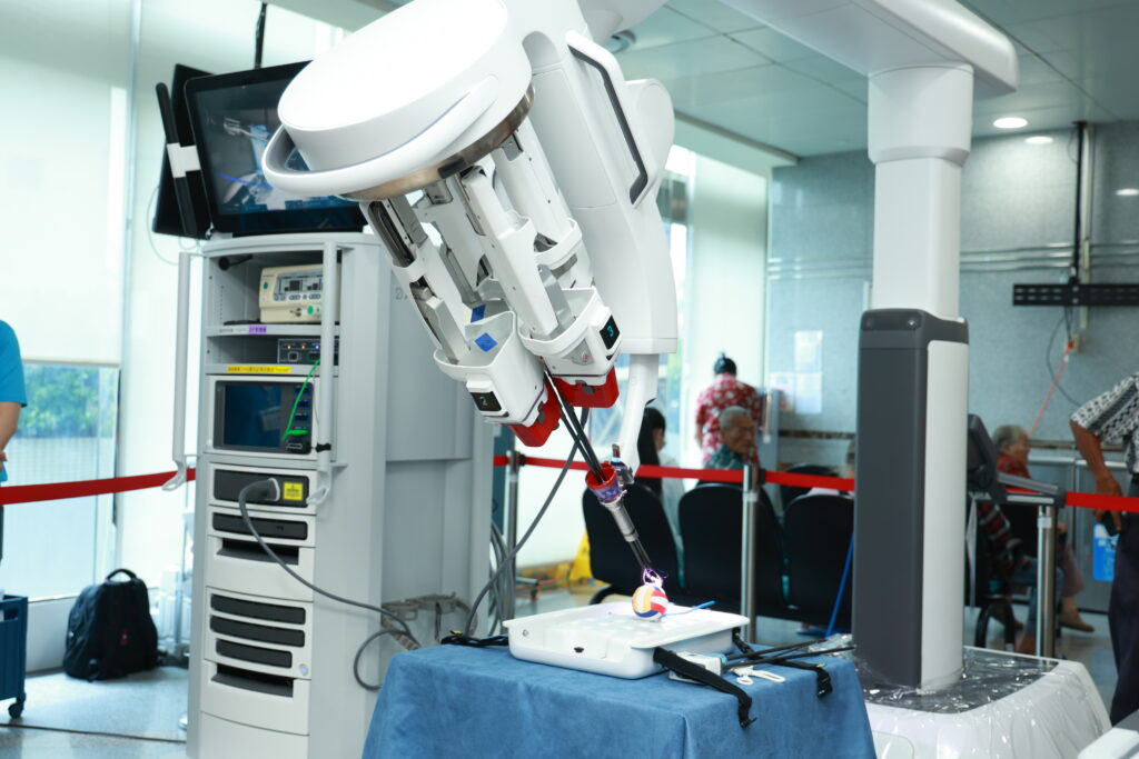 %E6%B4%BB%E5%8B%95%E7%8F%BE%E5%A0%B4%E7%9B%B4%E6%8E%A5%E5%B1%95%E7%A4%BA%E5%87%BA%E9%81%94%E6%96%87%E8%A5%BF%E5%96%AE%E5%AD%94%E6%A9%9F%E6%A2%B0%E6%89%8B%E8%87%821