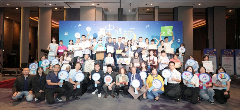 ▲張溫德副市長與貴賓大合照。