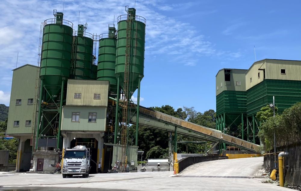 《圖說》新北市勞檢處執行預拌混凝土業專案檢查。〈勞工局提供〉