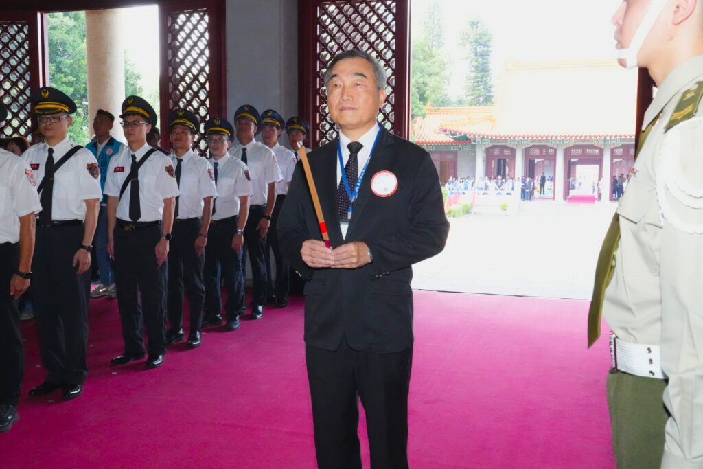 %E9%BB%83%E5%89%AF%E5%B8%82%E9%95%B7%E5%B8%B6%E9%A0%98%E5%90%84%E7%95%8C%E8%88%87%E6%9C%83%E4%BB%A3%E8%A1%A8 %E7%83%88%E5%A3%AB%E9%81%BA%E6%97%8F%E5%AE%B6%E5%B1%AC%E7%A5%AD%E7%A5%80%E8%BF%BD%E6%80%9D