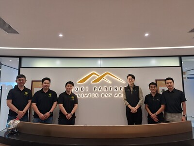 From Left: Songyan Ho (CTO, RushOwl), Kris Lee (COO, RushOwl), Shin Ng (CEO, RushOwl), Chibo Tang (Managing Partner, Gobi Partners), Jimmy Ng (Senior Director, Gobi Partners), Fred Li (Managing Director, Gobi Partners) From Left: Songyan Ho (CTO, RushOwl), Kris Lee (COO, RushOwl), Shin Ng (CEO, RushOwl), Chibo Tang (Managing Partner, Gobi Partners), Jimmy Ng (Senior Director, Gobi Partners), Fred Li (Managing Director, Gobi Partners)