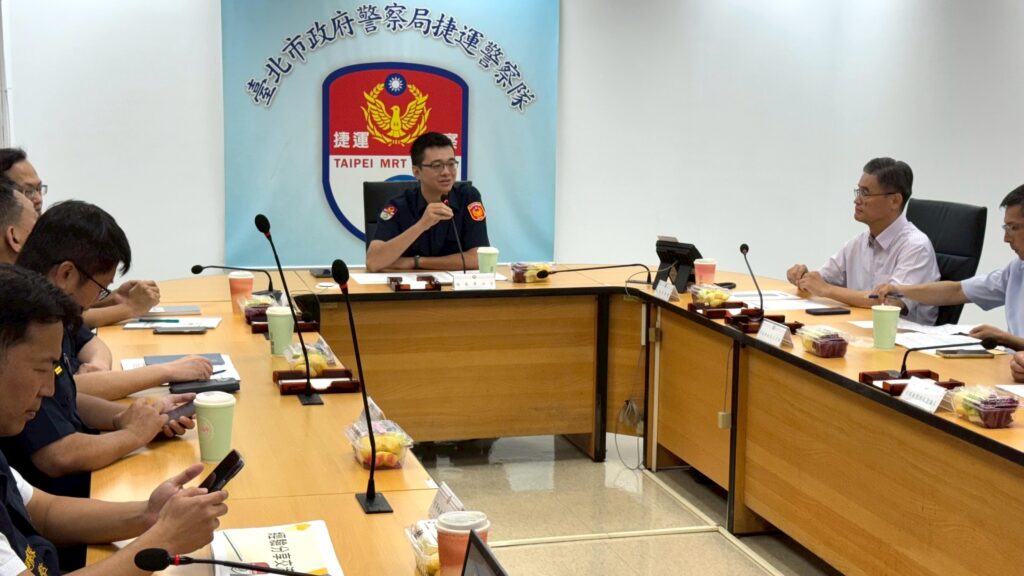 捷警零距離 北捷警與中捷警跨市交流 提升執勤效能 共同維護捷運旅客安全 11 MEITU 20250904 135652042