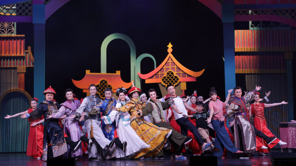 %E5%90%88%E5%BD%B1 01