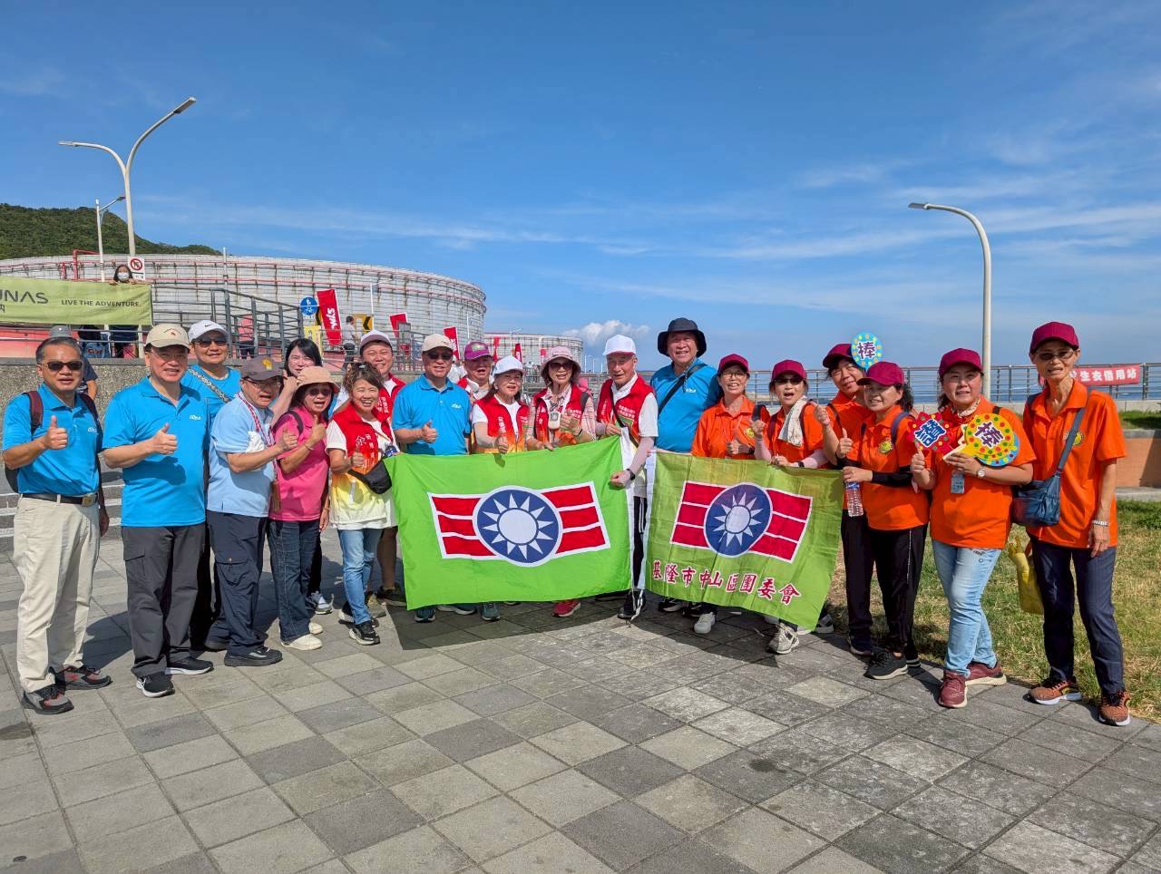 全國萬人健走大會師基隆外木山活力登場 6 S 122396759