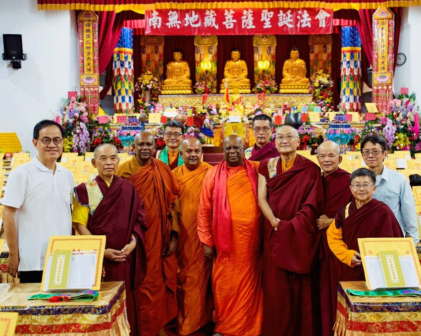 《圖說》斯里蘭卡龍喜國際佛教大學的創辦人強帝瑪法師，曾於20年前拜見南無羌佛並親為受教，20日率領代表團來台參加中華國際聞修正法會舉辦之《地藏菩薩聖誕佛法會》。〈主辦單位提供〉