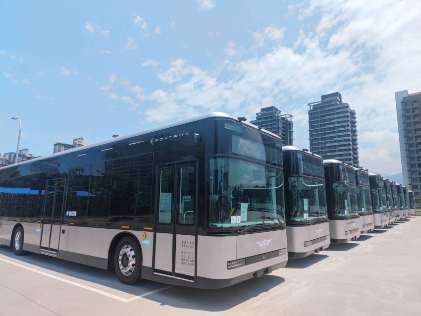 《圖說》新北市積極引進電動公車。〈交通局提供〉