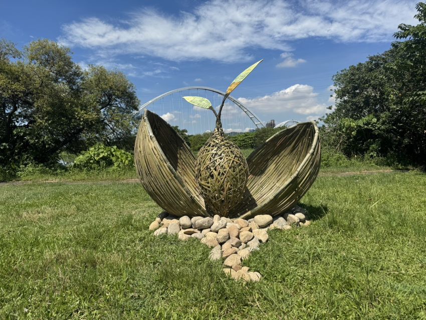 《圖說》「淼種」由馬來西亞環境藝術家張國耀創作。〈高灘處提供〉