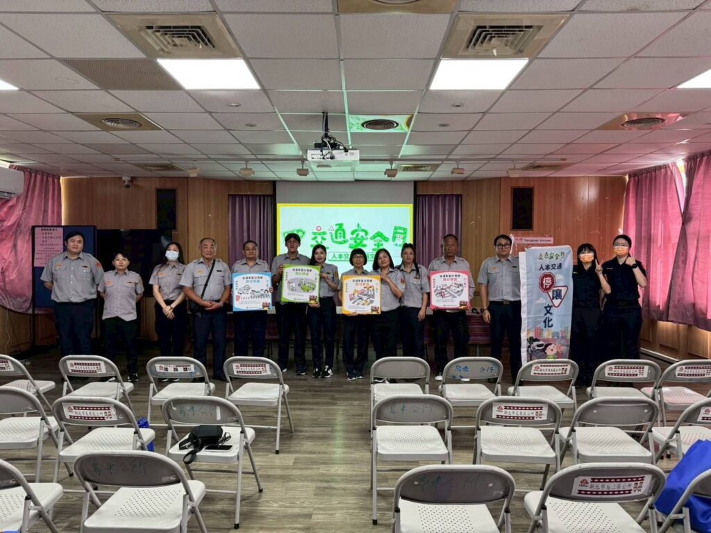 配合交通安全月 新店分局宣導 停讓文化 1 %E4%B8%80 93