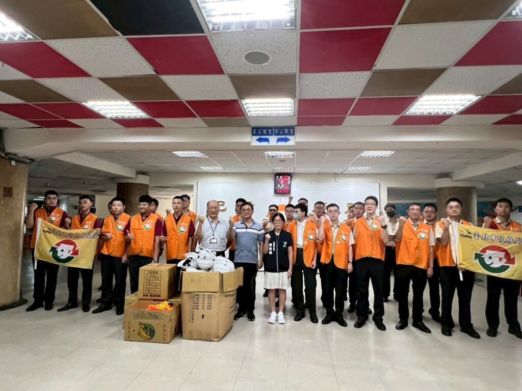 f49ed63e 6244 44d2 8f8e ddc324b55823