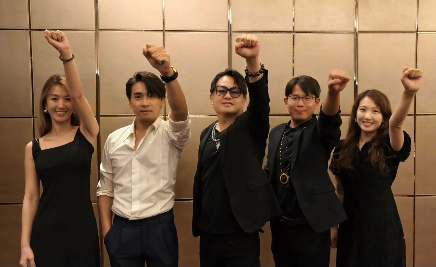 Owen蘇震洋身教言教給兒子最棒教材 愛子Danny助攻老爸初登螢幕 | 索引新聞 INDEX News Owen蘇震洋身教言教給兒子最棒教材 愛子Danny助攻老爸初登螢幕 | 索引新聞 INDEX News