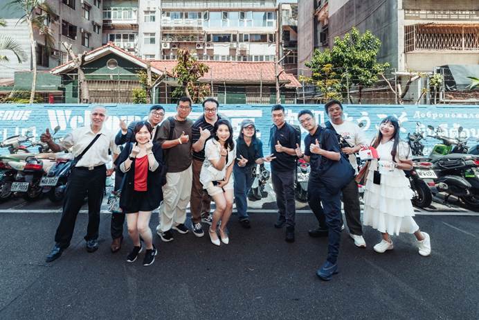 統領商圈彩繪牆結合123RF 國際視野進駐社區 | 索引新聞 INDEX News 統領商圈彩繪牆結合123RF 國際視野進駐社區 | 索引新聞 INDEX News