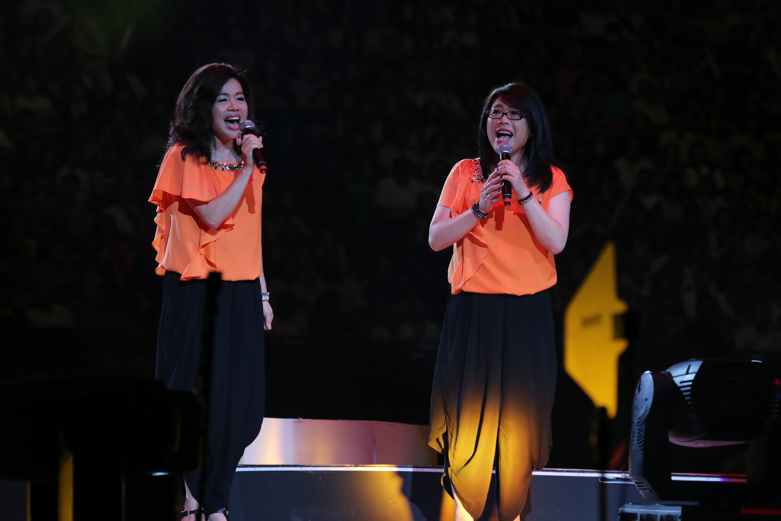 民歌大巨蛋「海歸派」星光齊聚呼應中秋「月圓人團圓」秦祥林熱情響應集體總動員「回家」歡唱團聚 | 索引新聞 INDEX News