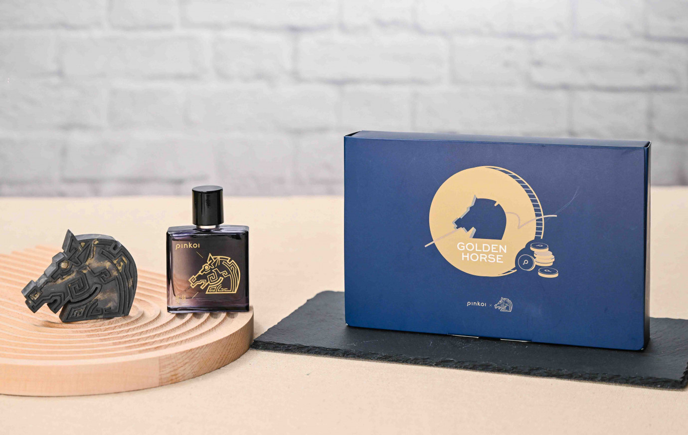 PINKOI聯名精油及擴香紙鎮