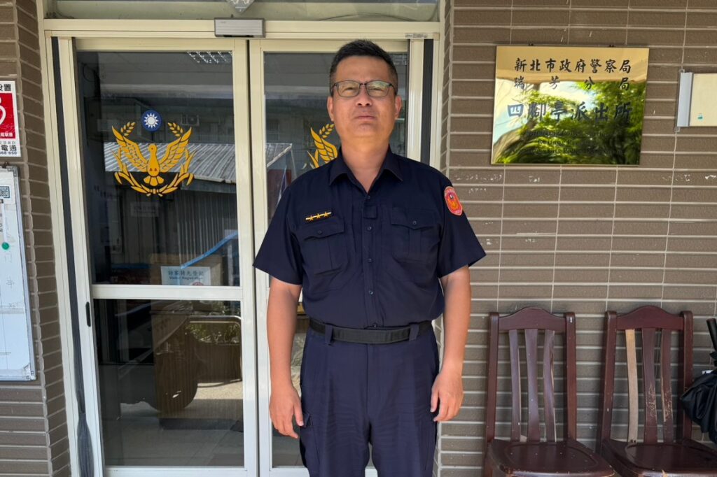 警 消合力搶救 八旬婦洗腎前 失聯 雲梯車搶救急送醫 1 MEITU 20251002 103741667