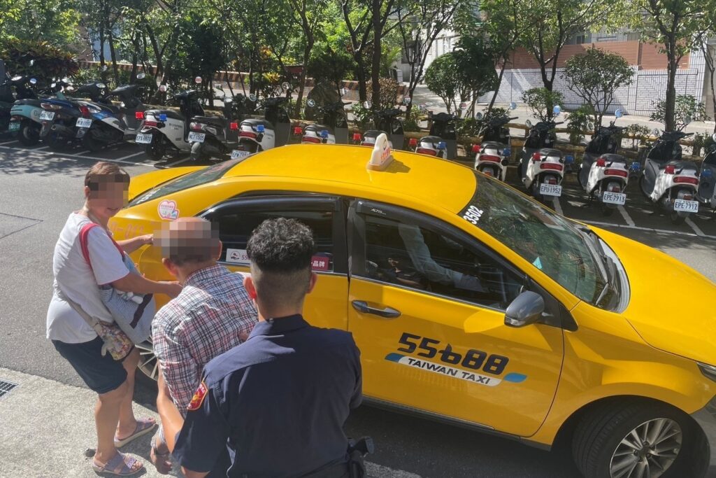 失智老翁一夜狂奔 北投警協助返家 2 MEITU 20251003 101823021