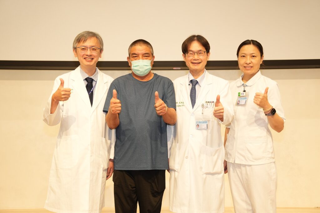 2%E5%B8%82%E9%86%AB%E5%9C%98%E9%9A%8A%E8%88%87%E7%97%85%E6%82%A3%E5%90%88%E5%BD%B1