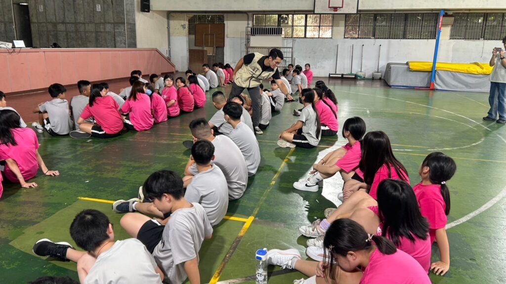 MEITU 20251004 173107934