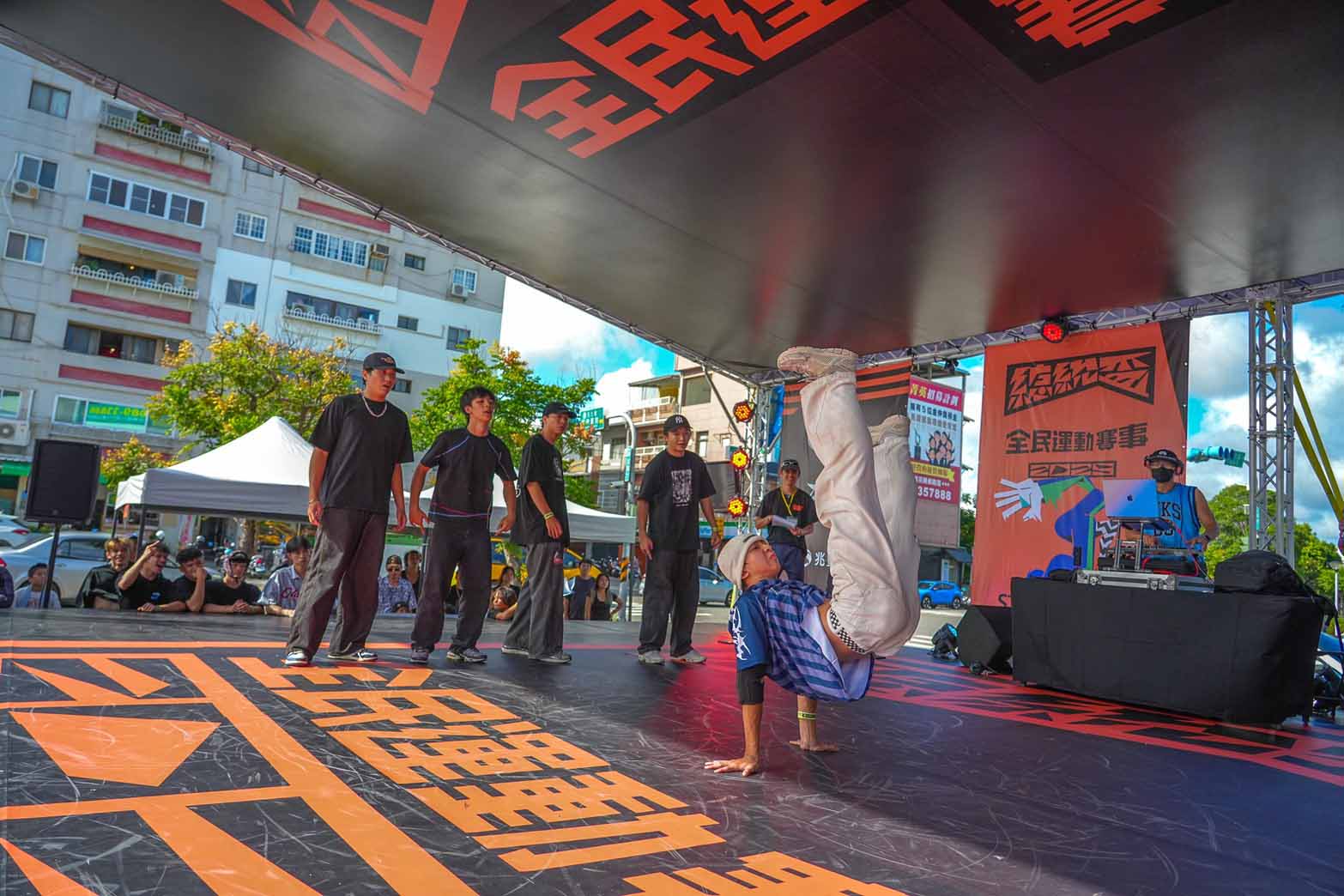 星光二班黃美珍感性返鄉挺夢想 行動鼓勵東部孩子 萌童熱舞感動落淚 | 索引新聞 INDEX News 星光二班黃美珍感性返鄉挺夢想 行動鼓勵東部孩子 萌童熱舞感動落淚 | 索引新聞 INDEX News