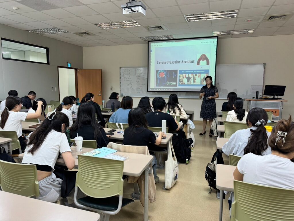 02 %E4%B8%AD%E5%B1%B1%E9%86%AB%E5%A4%A7%E9%80%8F%E9%81%8E%E5%AE%8C%E5%96%84%E7%9A%84%E8%80%83%E5%89%8D%E8%BC%94%E5%B0%8E%E6%A9%9F%E5%88%B6%EF%BC%8C%E5%89%B5%E9%80%A0%E5%84%AA%E7%95%B0%E7%9A%84%E5%9C%8B%E8%80%83%E8%A1%A8%E7%8F%BE%E3%80%82%E5%9C%96%E7%82%BA%E8%81%B7%E6%B2%BB%E7%B3%BB%E5%9C%8B%E8%80%83%E8%BC%94%E5%B0%8E%E8%AA%B2%E7%A8%8B