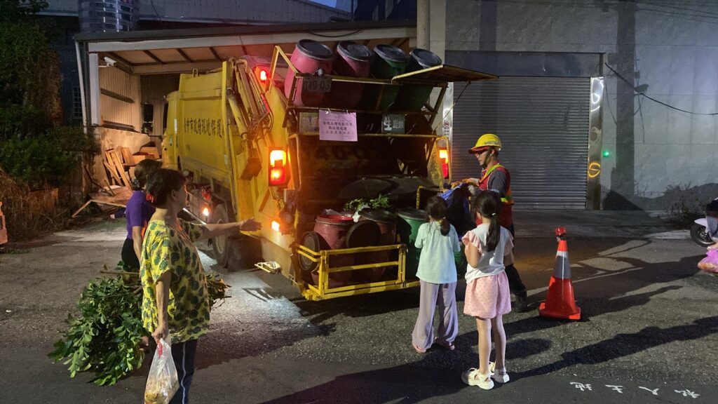 %E5%A4%9C%E9%96%93%E5%AE%9A%E6%99%82%E5%AE%9A%E9%BB%9E%E6%94%B6%E9%81%8B