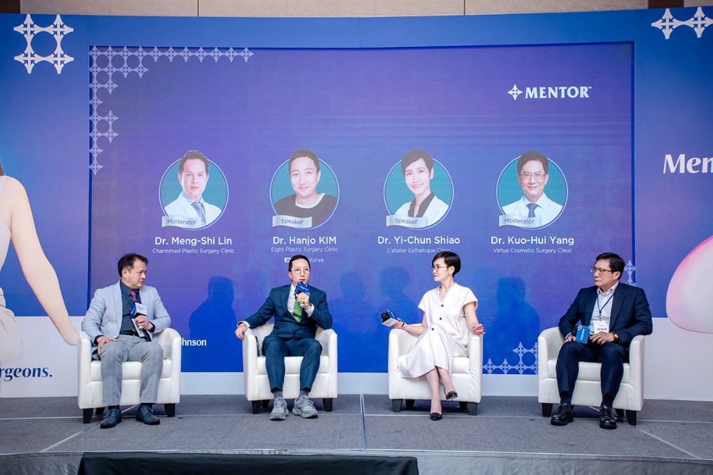 圖▲四位重量級醫師同台分享觀點，林孟羲醫師(左起)、韓國 Dr. Hanjo Kim、蕭奕君醫師與楊國輝醫師分享專業觀察。