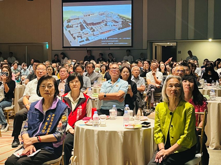 《圖說》新北市社會局李美珍局長、張雅玲總幹事、林勤妹院長等貴賓出席「福田五週年2025感恩會」。〈覺行佛教基金會提供〉