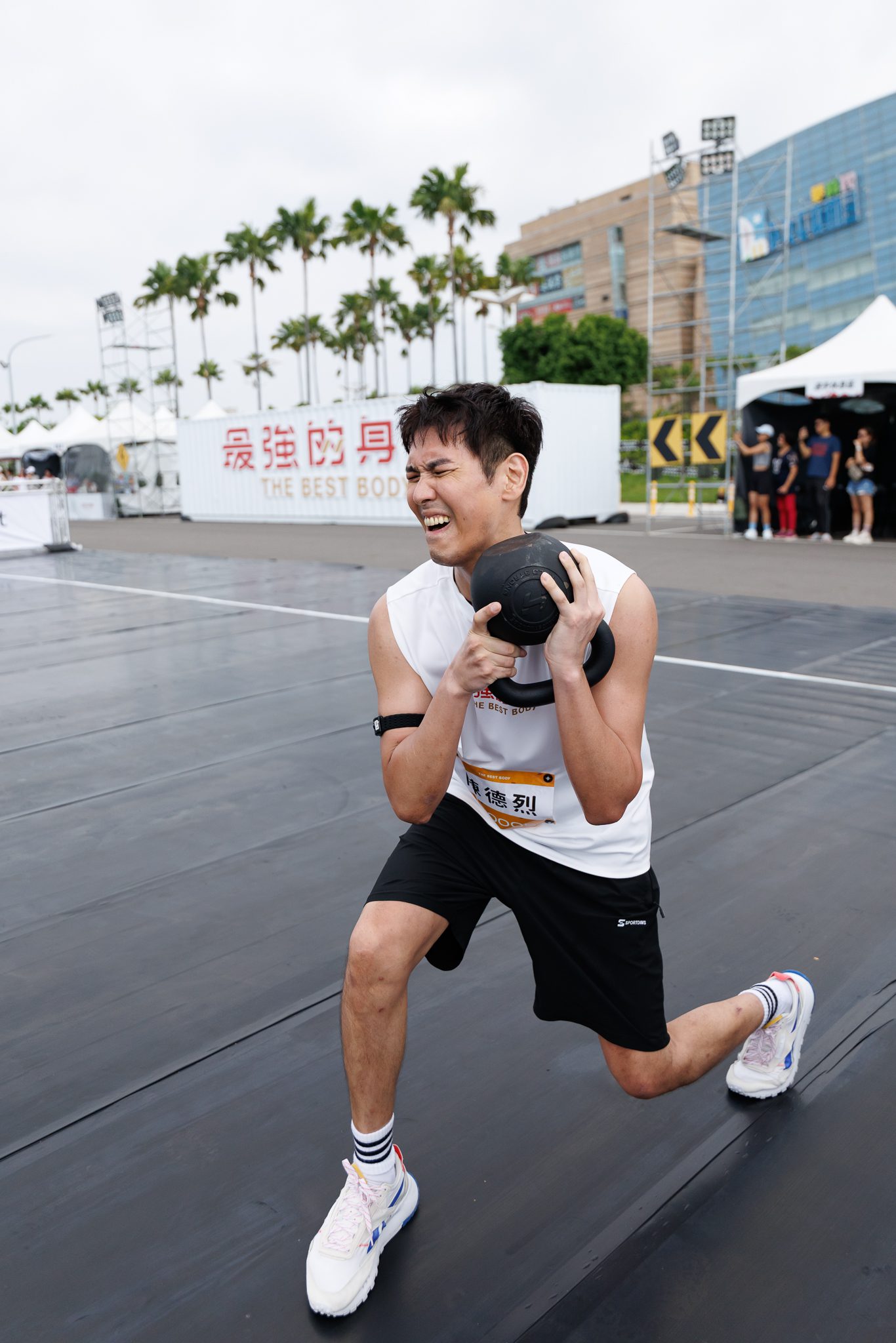 綠茶爆發體能 黃宏軒推雪橇爆肌 陳德烈帶傷上陣 陳妤比訓練還快 | 索引新聞 INDEX News