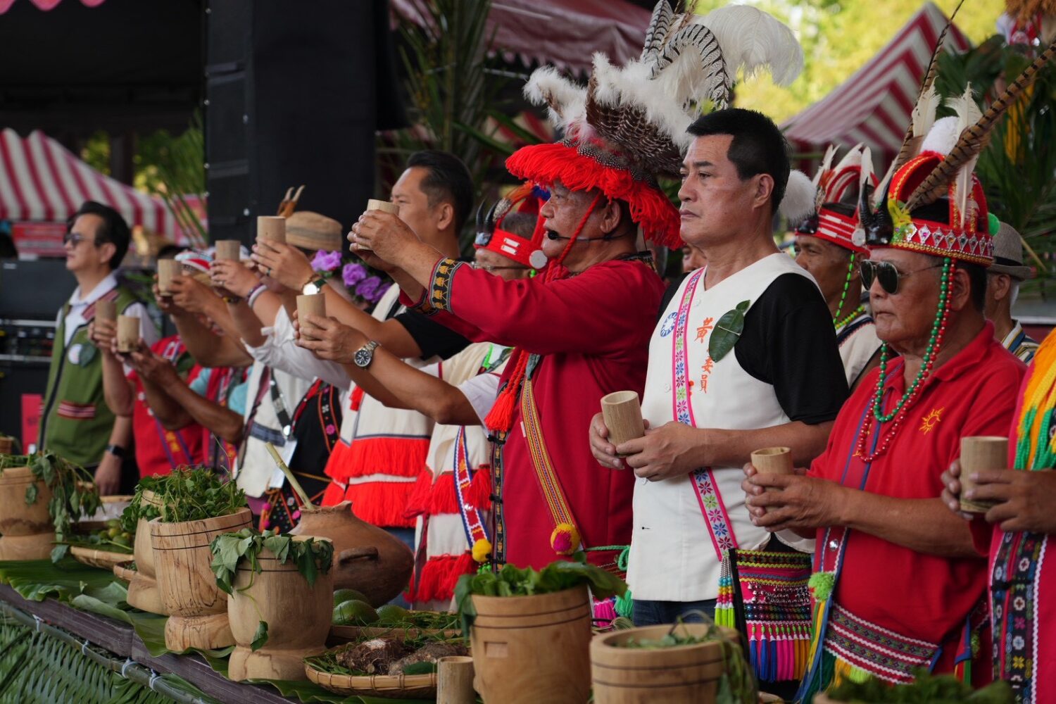 黃仁強調，花蓮光復洪災讓許多家庭受創，但今日透過 Ilisin，他看到族人用文化回應災難，以儀式療癒心靈，以傳統延續生命，讓人深受感動。(圖／黃仁國會辦公室)