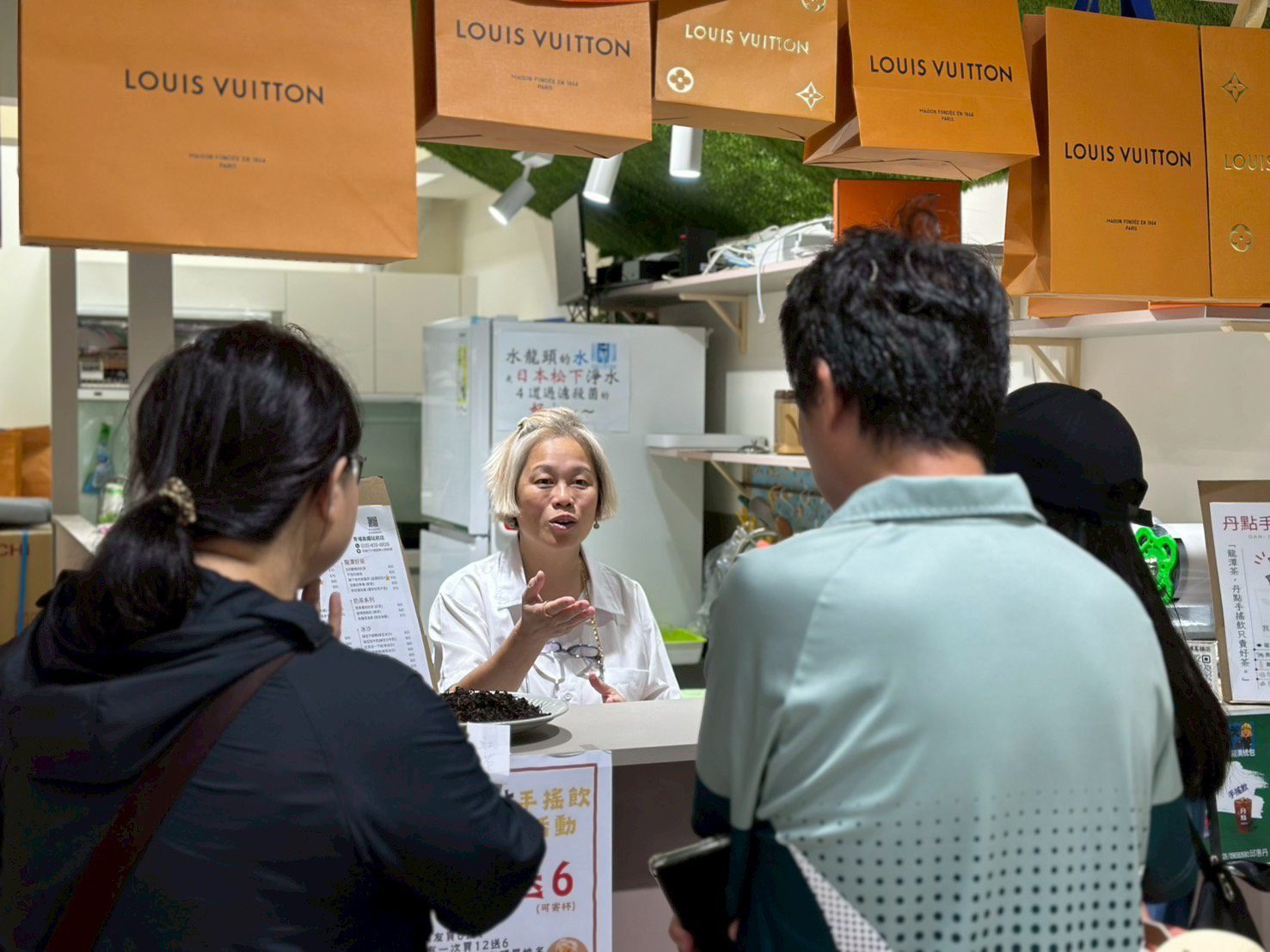 桃園新興飲料店「丹點手搖飲」吸引消費者目光 | 索引新聞 INDEX News