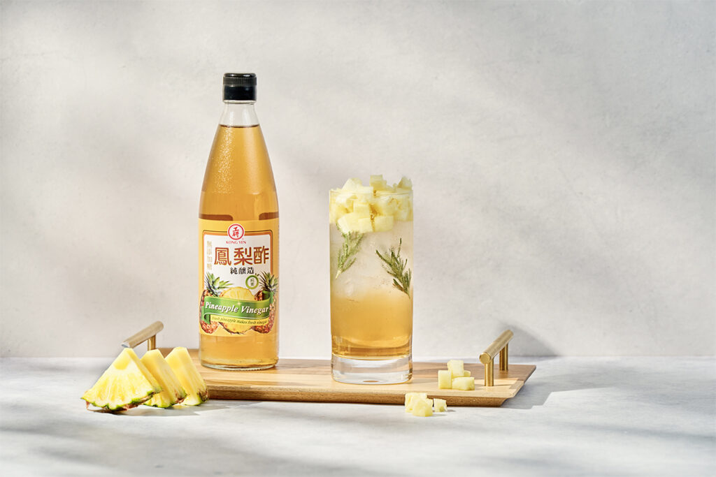 大安工研響應減糖風潮 「無糖鳳梨醋」登場高雄國際食品展 | 索引新聞 INDEX News 減糖飲食新風潮 「無糖鳳梨醋」清爽登場。(圖/工研酢提供)