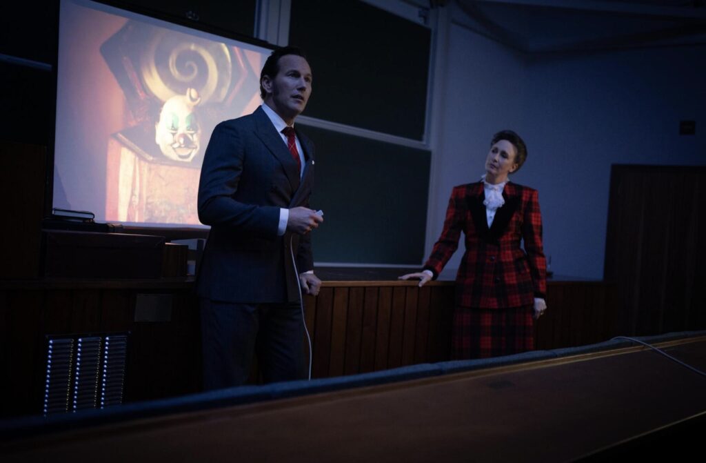 派翠克威爾森認了拍片現場超毛 回憶過程仍心有餘悸 年輕版華倫夫婦誰來演?薇拉法蜜嘉靠第六感改變導演決定 2 %E4%B8%8B%E5%8D%885.58 2025 10 14%E7%9A%84%E5%BD%B1%E5%83%8F 2