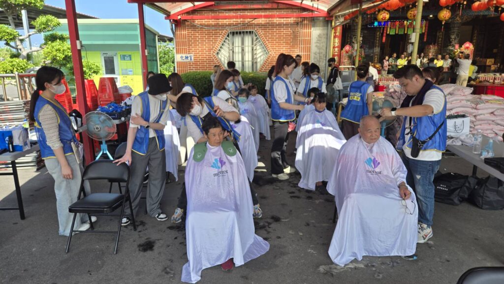 「百斤米、一世情」濟弱扶貧 新竹振道認購愛心物資拋磚引玉 8 114101413