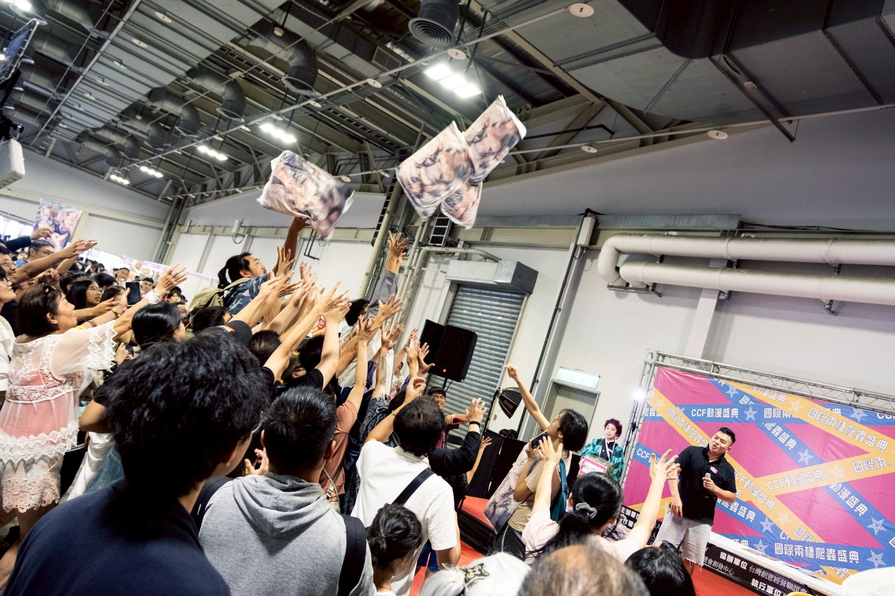 圖▲此次跨界展覽將「特寵生態」與「次文化動漫」完美融合，兩天共吸引近2萬名觀眾湧入現場。（圖／主辦單位提供）