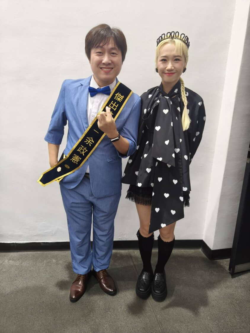 國立臺灣藝術大學傑出校友，製作人余政憲與LuLu黃路梓茵。(圖/國立臺灣藝術大學 提供)