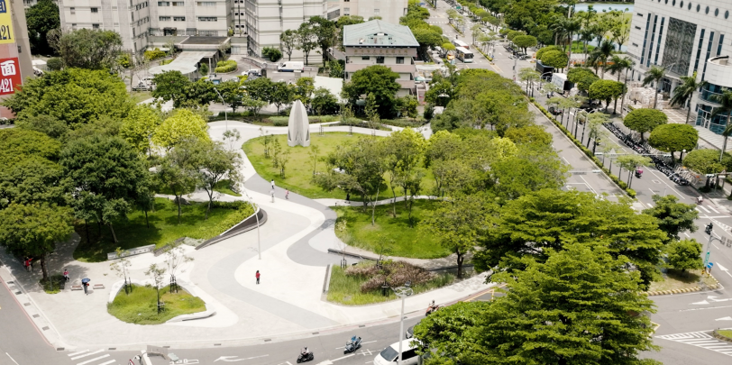 《圖說》新北三重公共服務園區暨周邊景觀整備工程。〈城鄉局提供〉