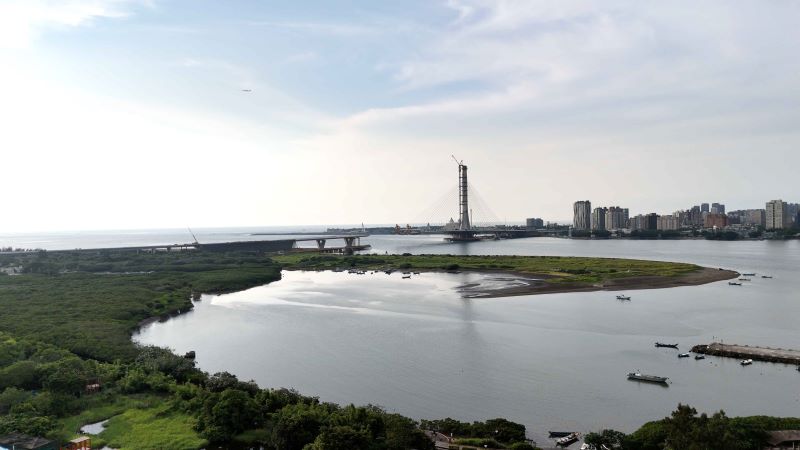 《圖說》挖子尾濕地提供多樣生物棲息，具有豐富的生態資源，濕地保育工作有賴於全民共同保護，才能達到人類與環境共生的目標。〈農業局提供〉