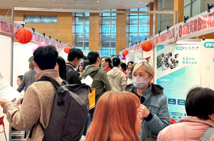 《圖說》新春就博會湧千人 初媒合率達54.1%。〈記者葉柏成攝〉