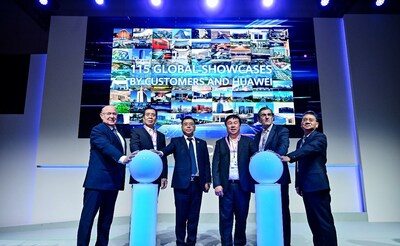from left to right: Len De Villiers, Chief Technology and Information Officer of Eskom; Zhang Liangang, Chief Scientist of Shandong Port Group; Nicholas Ma, Corporate Vice President, President Global Gov. & Enterprise Key Accounts, Huawei; Dennis Uy, CEO and Co-Founder of Converge ICT; Dr. Juan Abarca Cidón, President of HM Hospitales; and Su Yila, Deputy Director of PetroChina (Beijing) Digital Intelligent Research Institute Co., Ltd, CNPC