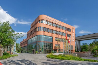 安基司學校元朗校園增設初中部 安基司學校元朗校園增設初中部