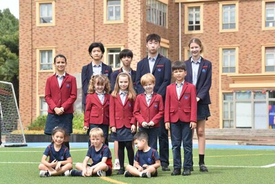 耀中耀華全學段教育體系助力2026屆學生收穫逾900份頂尖院校錄取，包括哈佛大學、史丹福大學、牛津大學、劍橋大學、倫敦帝國學院、清華大學、北京大學、香港大學、韓國科學技術院（KAIST）以及帕森斯設計學院等。