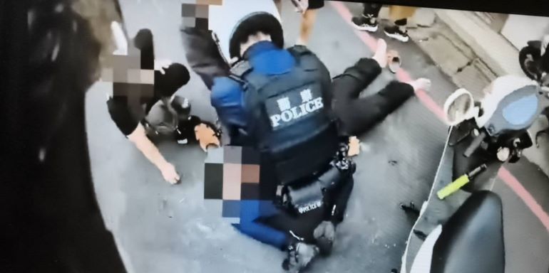 《圖說》警消民合作CPR救人。〈中和分局提供〉